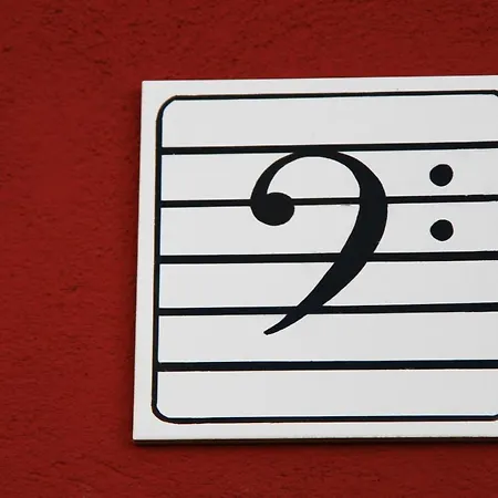 La Casa Di Chiara Bed & Breakfast 4*