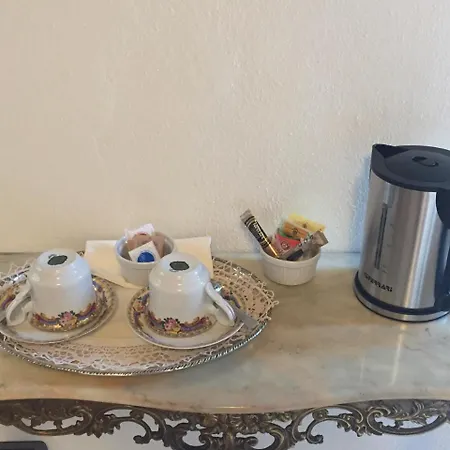 Frühstückspension La Casa Di Chiara Diano dʼAlba